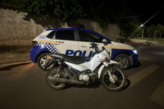 pm-apreende-tres-menores-infratores-por-furto-e-recupera-motocicleta-em-pedro-afonso