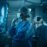 mulher-diagnosticada-com-cancer-raro-pensava-estar-na-menopausa