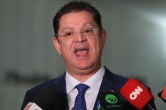 prisao-de-bolsonaro-mobiliza-aliados-e-adversarios-nas-redes-sociais