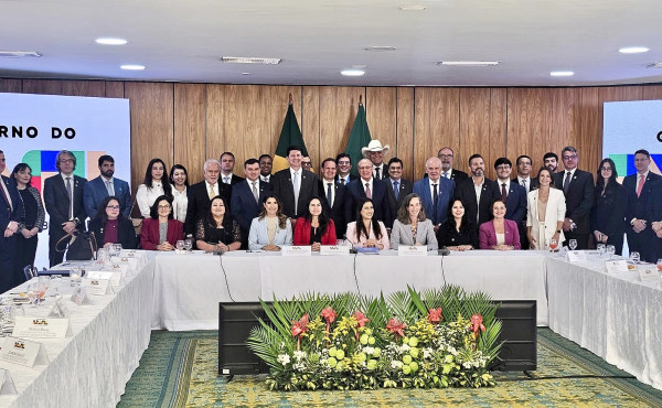 governo-do-tocantins-participa,-em-brasilia,-de-reuniao-para-discutir-investimentos-estrangeiros-e-promocao-do-comercio-exterior-nos-estados