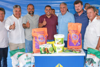 em-campos-lindos,-governador-laurez-moreira-reforca-importancia-de-acao-integrada-para-acesso-a-servicos-essenciais-e-fortalecimento-economico