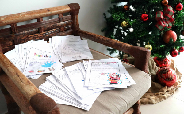 campanha-de-natal-cartinhas-da-terra-ainda-tem-cartinhas-disponiveis-para-adocao-e-brinquedos-serao-recebidos-ate-a-sexta-feira,-28