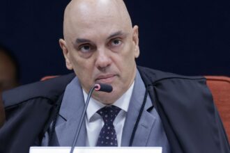 moraes-vota-para-manter-execucao-das-penas-de-bolsonaro-e-demais-reus