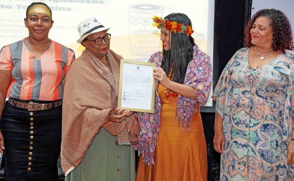 governo-do-tocantins-entrega-certidao-de-reconhecimento-a-comunidade-quilombola-burangaba-jacuba-de-natividade