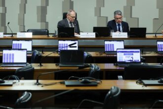 cpi-do-crime-organizado-aprova-a-convocacao-de-th-joias