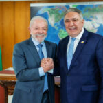 em-brasilia,-o-governador-laurez-moreira-participa-da-cerimonia-em-que-presidente-lula-sanciona-leis-para-a-criacao-de-rotas-turisticas-no-tocantins