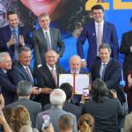 lula-comemora-lei-que-isenta-imposto-de-renda-ate-r$-5-mil