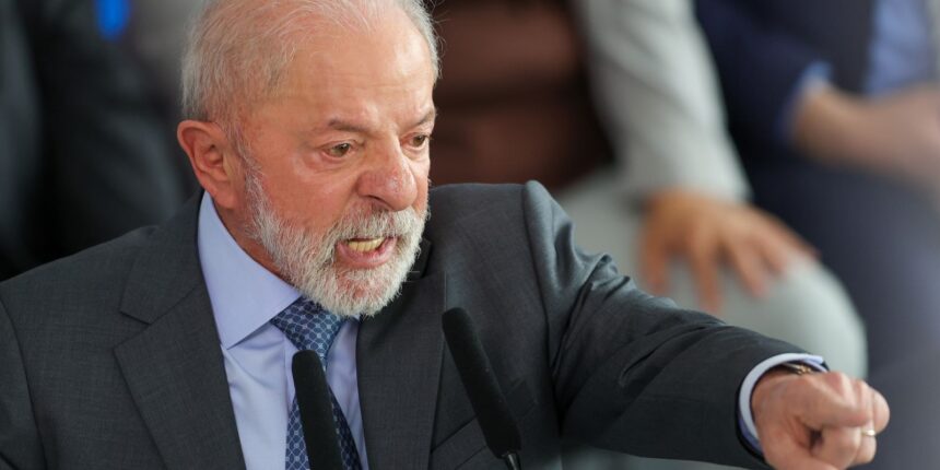 “brasil-deu-licao-de-democracia”,-diz-lula-sobre-prisao-de-bolsonaro