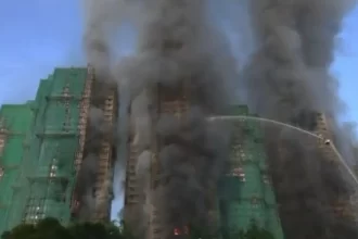 mortes-em-hong-kong-vao-a-83-apos-incendio;-bombeiros-nao-sabem-paradeiro-de-50-pessoas