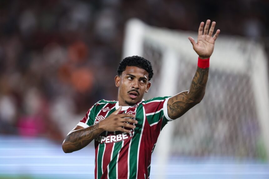 john-kennedy-se-surpreende-com-goleada-historica-do-fluminense-sobre-o-sao-paulo:-‘nao-esperava-que-fosse-um-jogo-assim’