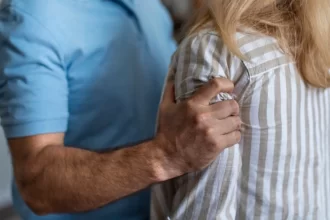 mulher-fora-do-trabalho-tem-3-vezes-mais-risco-de-sofrer-violencia