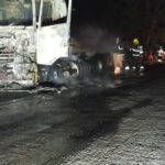 bombeiros-controlam-incendio-em-caminhao-na-to-404,-em-araguatins