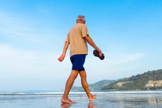 expectativa-de-vida-no-pais-sobe-para-76,6-anos,-a-maior-ja-registrada