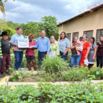 governo-do-tocantins-beneficia-42-mil-agricultores-familiares-com-entrega-de-kits-de-hortifruti-e-sementes-pelo-programa-mesa-farta