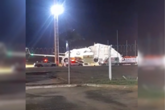 passageiro-que-morreu-durante-viagem-de-aviao-chegou-a-ser-socorrido-por-medicos-a-bordo