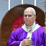 papa-rompe-tradicao-e-nao-reza-na-mesquita-azul,-em-istambul