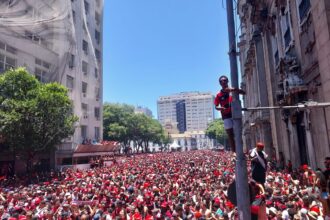 torcedores-do-flamengo-passam-mal-no-centro-do-rio-e-posto-medico-deixa-de-funcionar-por-problema-em-gerador-de-energia-eletrica