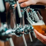 bar-dos-eua-oferece-cerveja-gratis-por-denuncia-de-imigrantes-ilegais