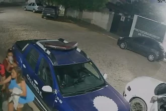 bebe-engasgado-chega-sem-sinais-vitais-e-e-salvo-por-comandante;-veja