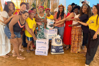 governo-do-tocantins-distribui-sementes-do-programa-mesa-farta-para-comunidade-quilombola-barra-de-aroeira