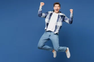 os-tres-signos-que-vao-encerrar-2025-em-alta,-segundo-a-astrologia