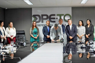 governo-do-tocantins-firma-acordo-de-cooperacao-tecnica-para-acompanhamento-integral-de-criancas-e-adolescentes-com-deficiencia