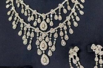 cgu-demite-ex-chefe-da-receita-envolvido-em-caso-de-joias-de-bolsonaro