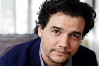 wagner-moura-revela-que-pediu-ajuda-a-marquezine-antes-de-desfile-de-moda