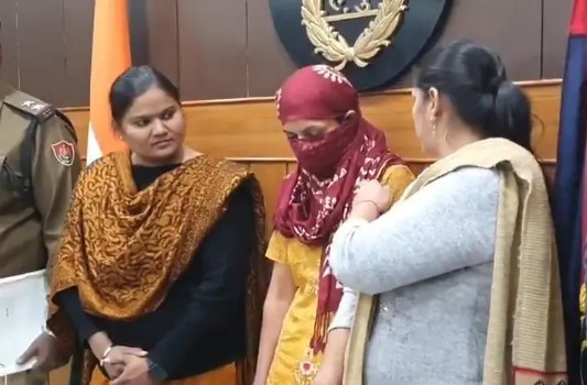 mulher-e-acusada-de-afogar-a-sobrinha-de-6-anos-pelo-fato-de-a-crianca-‘ser-mais-bonita-que-ela’