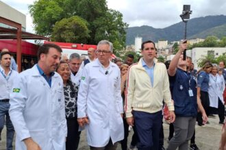ministro-da-saude-visita-hospitais-do-andarai-e-cardoso-fontes-e-anuncia-conclusao-de-reestruturacao-das-unidades