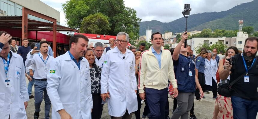 ministro-da-saude-visita-hospitais-do-andarai-e-cardoso-fontes-e-anuncia-conclusao-de-reestruturacao-das-unidades