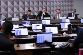 cpmi-do-inss-aprova-convocacao-do-governador-de-minas-gerais