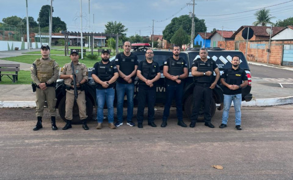 em-fatima,-policia-civil-deflagra-operacao-de-combate-a-criminalidade-e-prende-homem-por-posse-irregular-de-arma-de-fogo