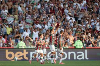 ganso-e-thiago-silva-marcam-na-reta-final-e-fluminense-sela-vaga-na-fase-de-grupos-da-proxima-libertadores