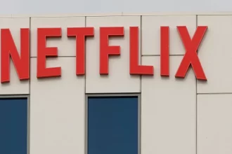 trump-questiona-compra-da-warner-pela-netflix-e-acena-intervencao-oficial