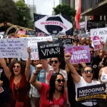 milhares-de-mulheres-tomam-as-ruas-do-brasil-contra-a-violencia-de-genero