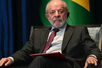 lula-da-60-dias-para-marina,-haddad-e-silveira-avancarem-com-plano-contra-combustiveis-fosseis