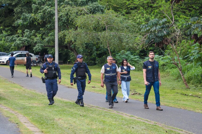 prefeitura-realiza-operacao-para-fiscalizar-uso-da-focinheira-em-caes-de-grande-porte-em-locais-publicos-de-araguaina
