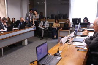 ccj-do-senado-define-relatoria-e-adia-analise-do-pl-da-dosimetria