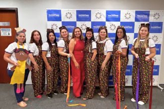 vilmar-parabeniza-cemei-de-colmeia-por-destaque-no-i-seminario-de-boas-praticas-da-educacao-infantil