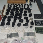 operacao-policial-apreende-cerca-de-2kg-de-drogas,-alem-de-armas-e-animais-silvestres