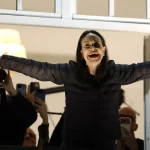 maria-corina-machado-surge-em-publico-em-oslo-apos-meses-escondida