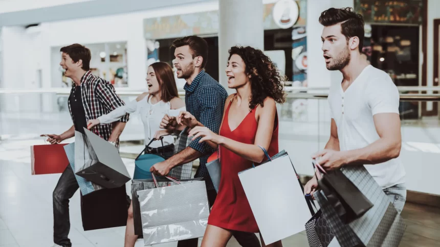 brasileiros-pretendem-gastar-13%-mais-neste-natal-e-parcelar-compras-no-cartao,-diz-pesquisa