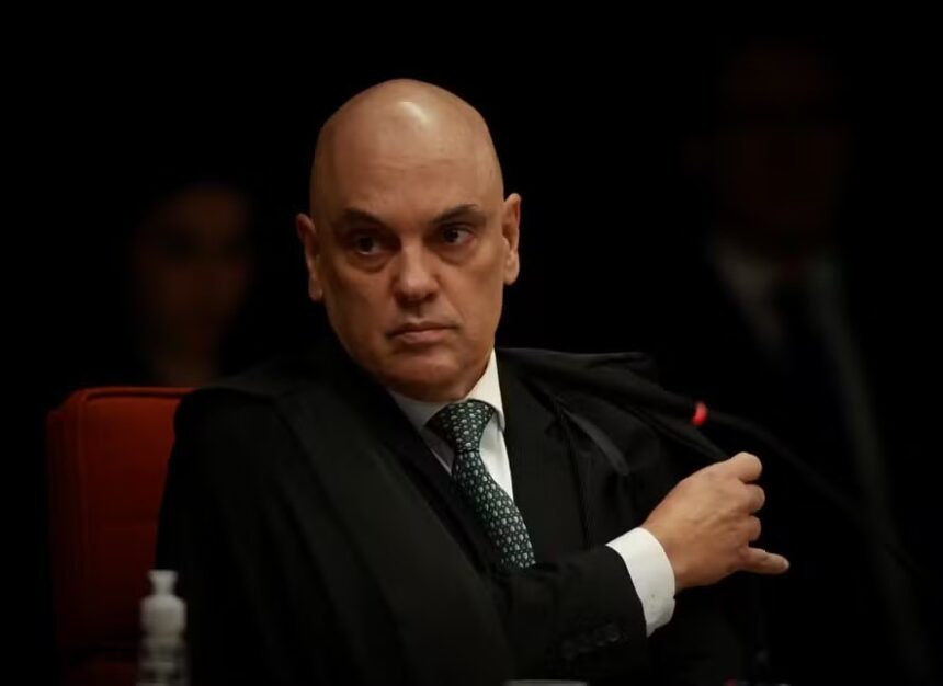 moraes-declara-nula-decisao-da-camara-que-preservou-mandato-de-zambelli-e-ordena-posse-de-suplente