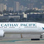 jovem-de-20-anos-e-detido-apos-tentar-abrir-porta-de-aviao-durante-voo