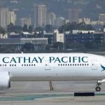 jovem-de-20-anos-e-detido-apos-tentar-abrir-porta-de-aviao-durante-voo