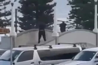 atentado-em-praia-de-sydney-deixa-dez-mortos;-dois-suspeitos-detidos