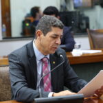 valdemar-junior-propoe-avaliacao-neuropsicologica-e-adaptacao-pedagogica-a-criancas-neurodivergentes