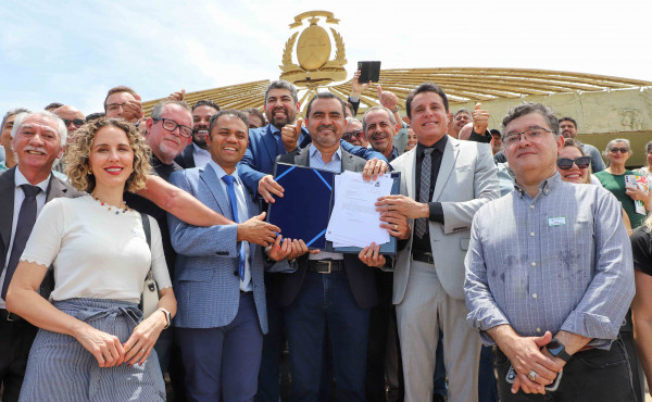 em-marco-historico,-governador-wanderlei-barbosa-encaminha-a-assembleia-pec-do-teto-unico-e-proposta-de-reestruturacao-do-pccs-da-policia-civil