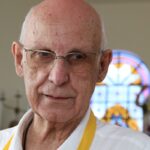 igreja-manda-padre-julio-deixar-de-transmitir-missas-na-internet
